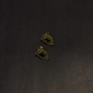 Çelik Yeşil Taş Detay Küçük Küpe -GOLD