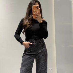 Asimetrik Yaka Bluz -SİYAH